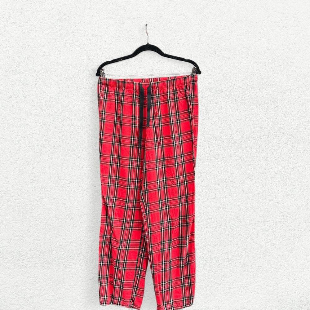 Victoria’s Secret Flannel Pajama Pants in Red & Black Plaid
